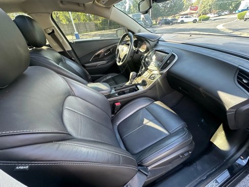 Used 2014 Buick LaCrosse Premium w/ Driver Confidence Package image 33