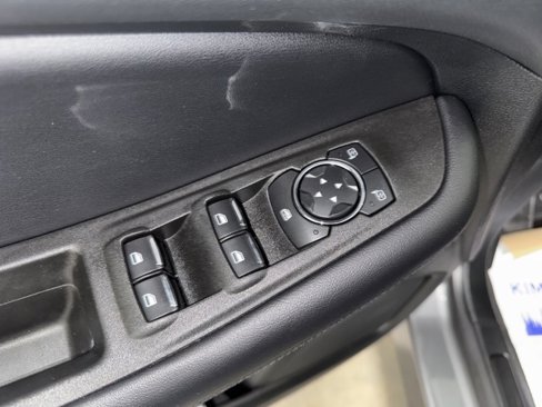 Used 2022 Ford Edge SEL w/ Convenience Package image 11