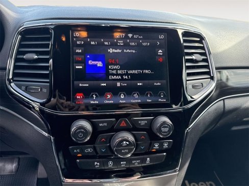 Used 2019 Jeep Grand Cherokee Limited image 15