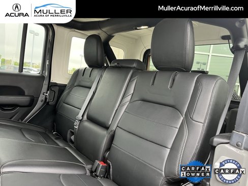 Used 2022 Jeep Wrangler Unlimited Sahara w/ Cold Weather Group image 34