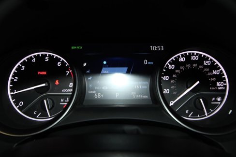 Used 2023 Toyota Camry SE image 10