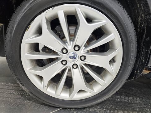 Used 2014 Ford Taurus Limited image 8