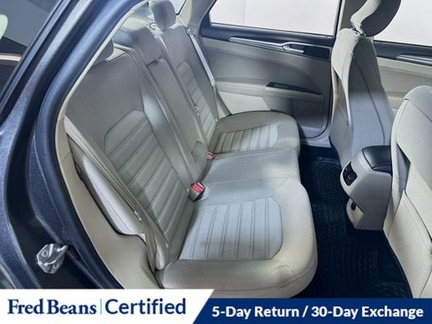 Used 2019 Ford Fusion SE image 15