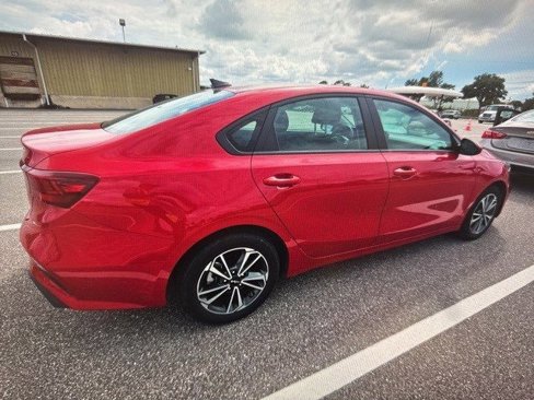 Used 2024 Kia Forte LXS image 2