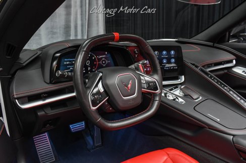 Used 2021 Chevrolet Corvette Stingray Coupe w/ 1LT image 8