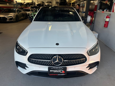 Used 2021 Mercedes-Benz E 350 4MATIC Sedan image 3