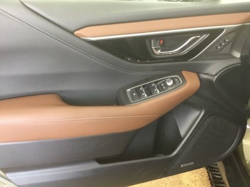 Used 2022 Subaru Outback Touring XT image 6