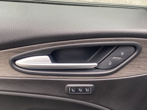 Used 2023 Alfa Romeo Stelvio Ti image 20