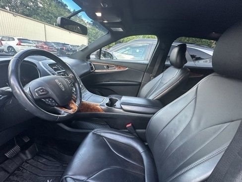 Used 2017 Lincoln MKX Reserve image 11