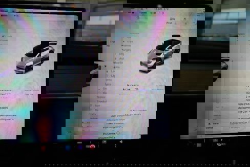 Used 2018 Tesla Model 3 Long Range image 36