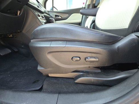 Used 2019 Buick Encore Preferred image 18