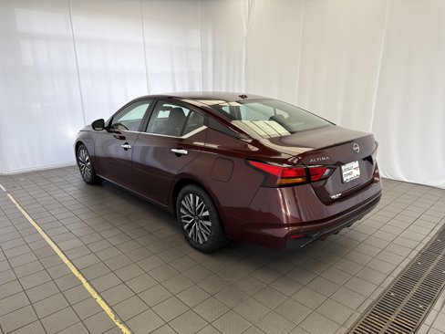 Used 2023 Nissan Altima 2.5 SV image 6