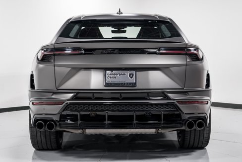 Used 2023 Lamborghini Urus S image 4
