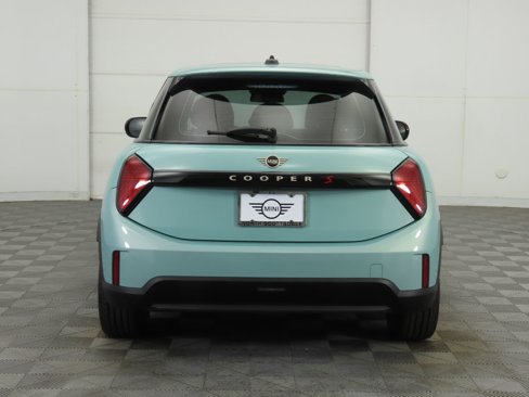 Certified 2025 MINI Cooper S image 6