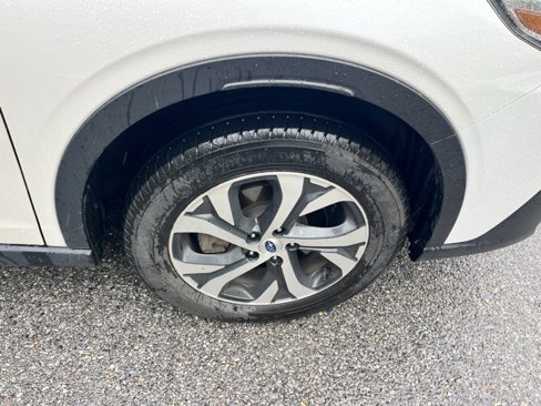 Used 2020 Subaru Outback Limited image 10
