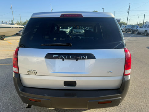 Used 2004 Saturn Vue 2WD V6 image 6