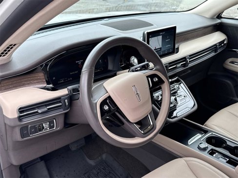 Used 2022 Lincoln Corsair Reserve image 19