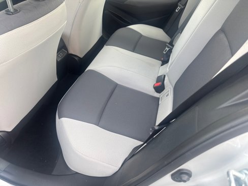 Used 2023 Toyota Corolla LE image 22