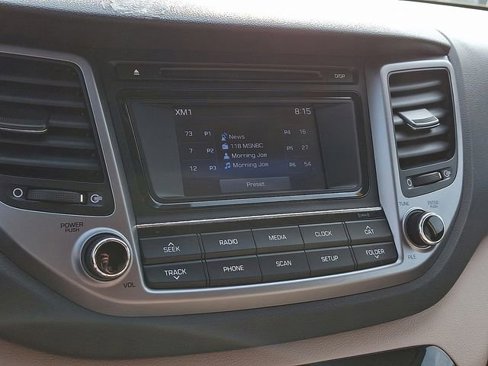Used 2017 Hyundai Tucson Sport image 23