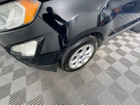 Used 2020 Ford EcoSport SE w/ SE Convenience Package image 11
