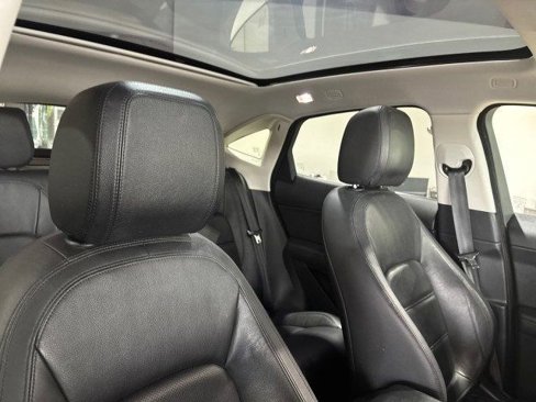 Used 2018 Jaguar E-PACE S image 18