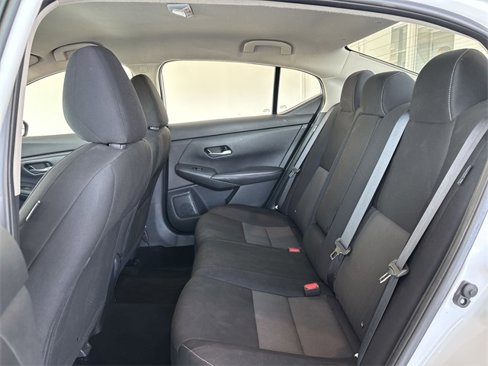 Used 2022 Nissan Sentra SV image 16