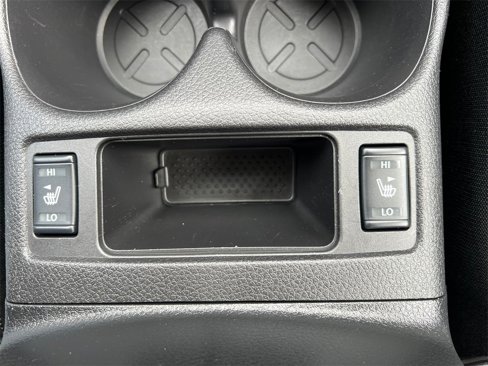 Used 2019 Nissan Rogue SV w/ Premium Package image 34