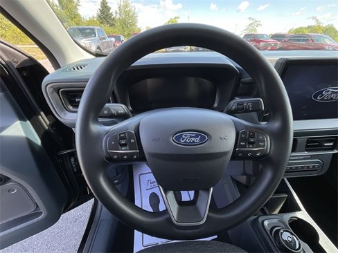 New 2025 Ford Maverick XL image 14