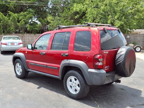 Used 2007 Jeep Liberty Sport image 4