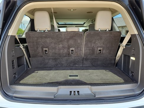 Used 2021 Ford Expedition Limited image 12