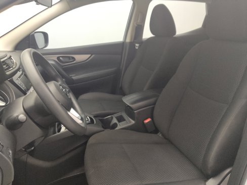 Used 2020 Nissan Rogue Sport S w/ Appearance Package image 17