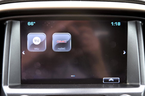 Used 2018 GMC Canyon Denali image 23