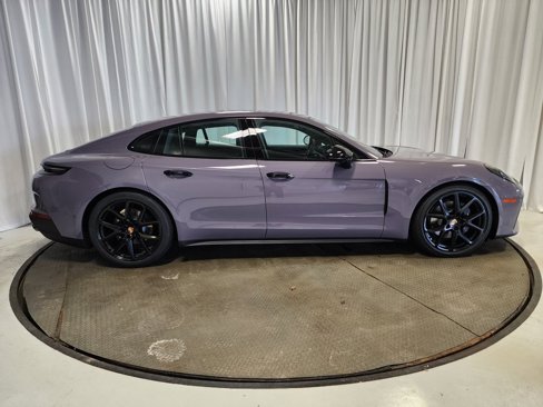 New 2025 Porsche Panamera 4 image 8