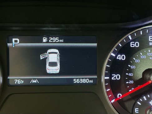 Used 2024 Kia Forte LXS image 18