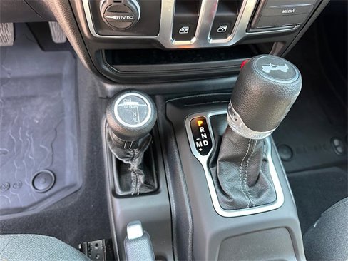 Used 2025 Jeep Wrangler Sport image 20