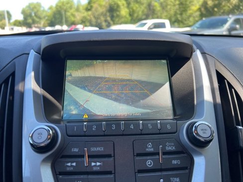 Used 2015 Chevrolet Equinox LT w/ Driver Convenience Package image 14