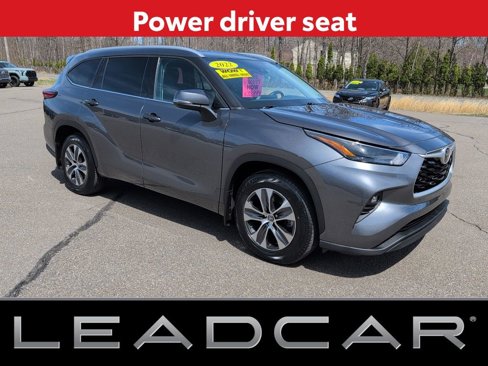 Used 2022 Toyota Highlander XLE image 7