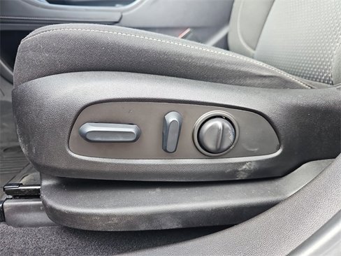 Used 2022 GMC Acadia SLE w/ Driver Convenience Package image 20