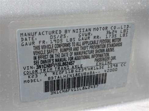 New 2025 Nissan Versa SR w/ Trunk Package image 30
