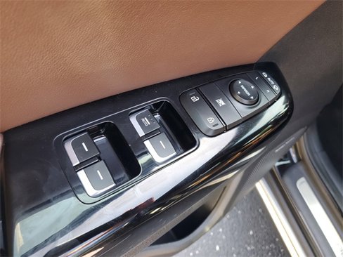 Used 2017 Kia Sportage SX image 22