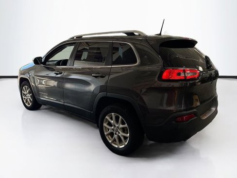 Used 2016 Jeep Cherokee Latitude image 8