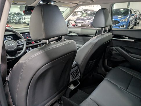 Used 2024 Kia Seltos EX image 14