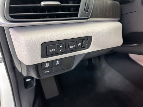 Certified 2018 Honda Accord Touring image 27