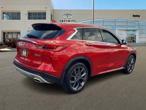 Used 2023 INFINITI QX50 Sensory image 6