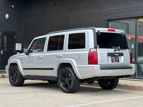 Used 2008 Jeep Commander Sport image 14