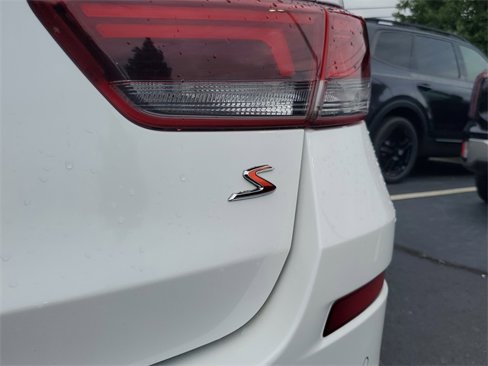 Certified 2020 Kia Optima S image 8