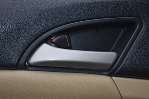 Used 2012 Honda Accord EX-L image 41