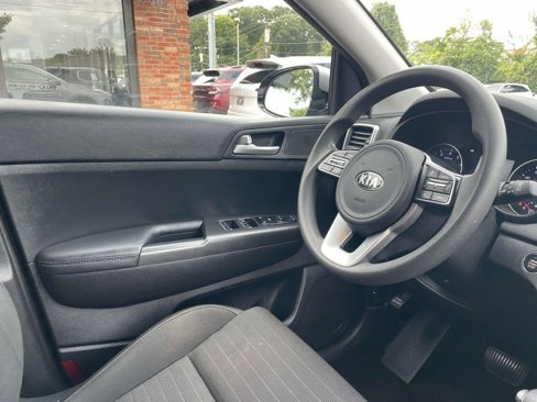 Certified 2022 Kia Sportage LX w/ LX AWD Value Edition Package image 32