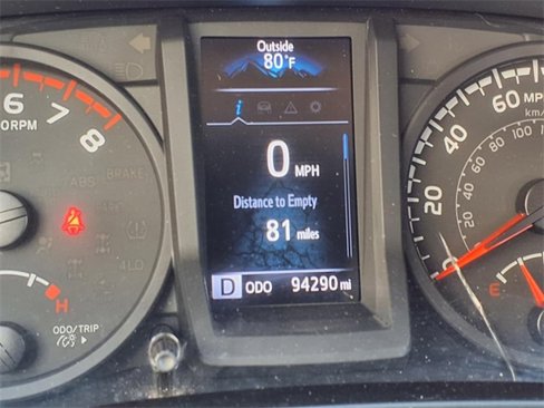 Used 2022 Toyota Tacoma SR image 25