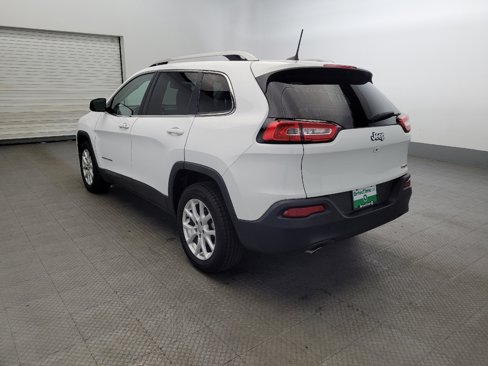 Used 2018 Jeep Cherokee Latitude Plus w/ Cold Weather Group image 5